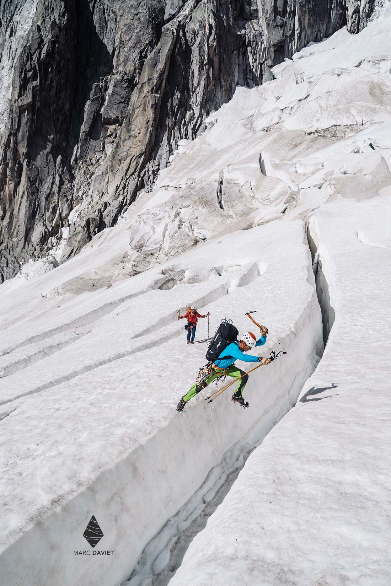 Jumping above a crevasse